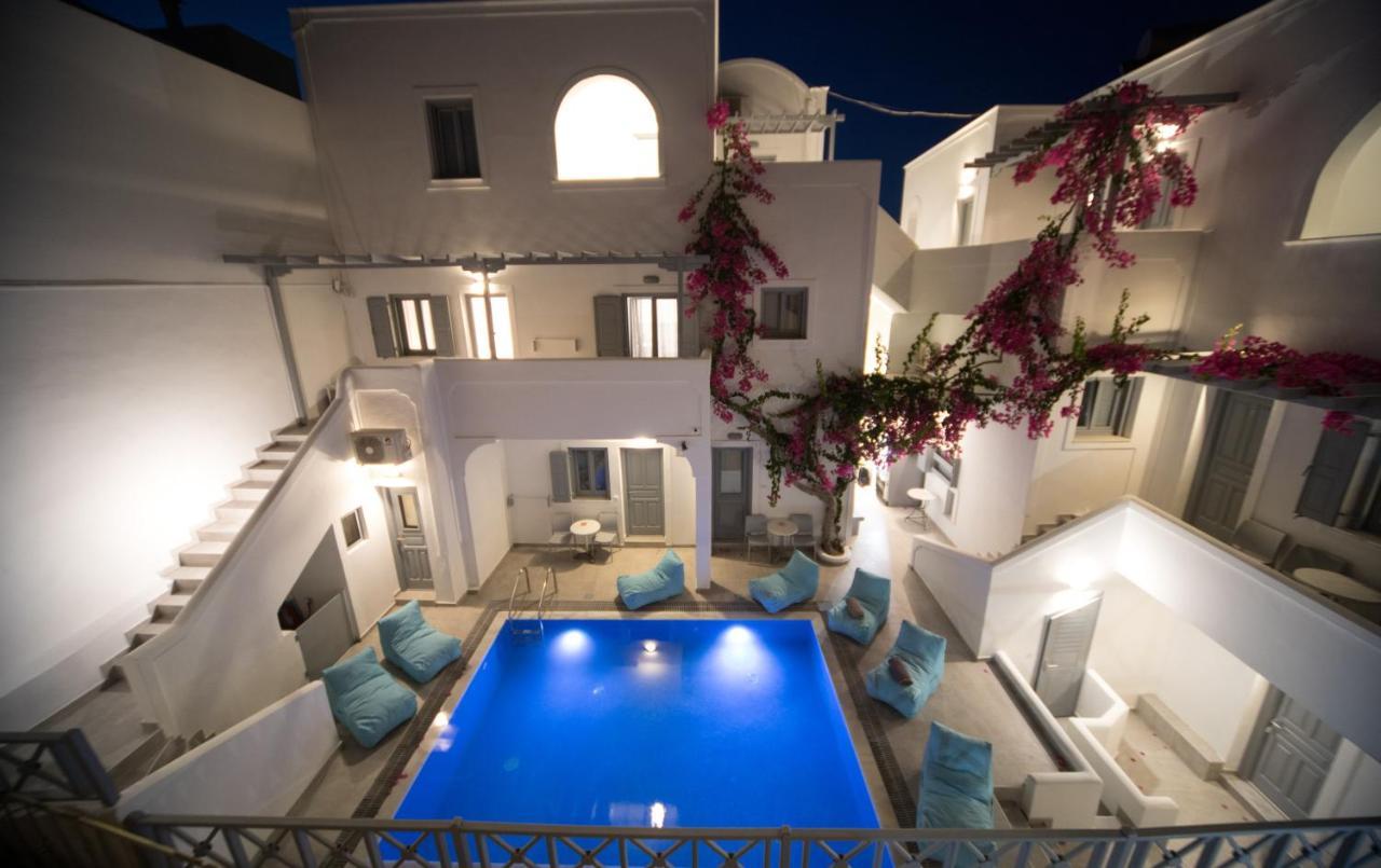 Markakis Studios Fira Town Exterior photo